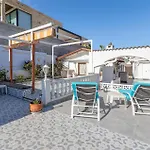 2 Bedroom Stunning In