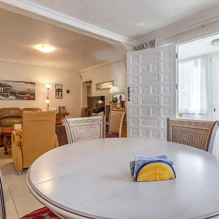 2 Bedroom Stunning In Torrevieja