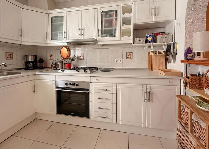 2 Bedroom Stunning In 托雷维耶哈