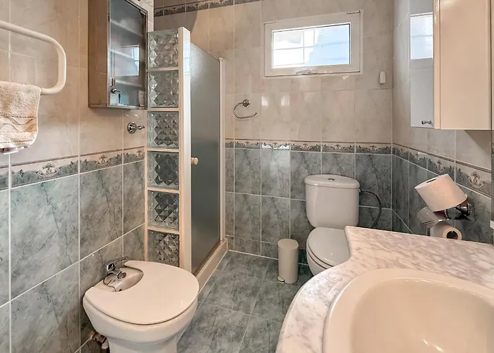 度假居 2 Bedroom Stunning In