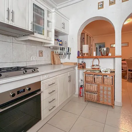 2 Bedroom Stunning In Torrevieja